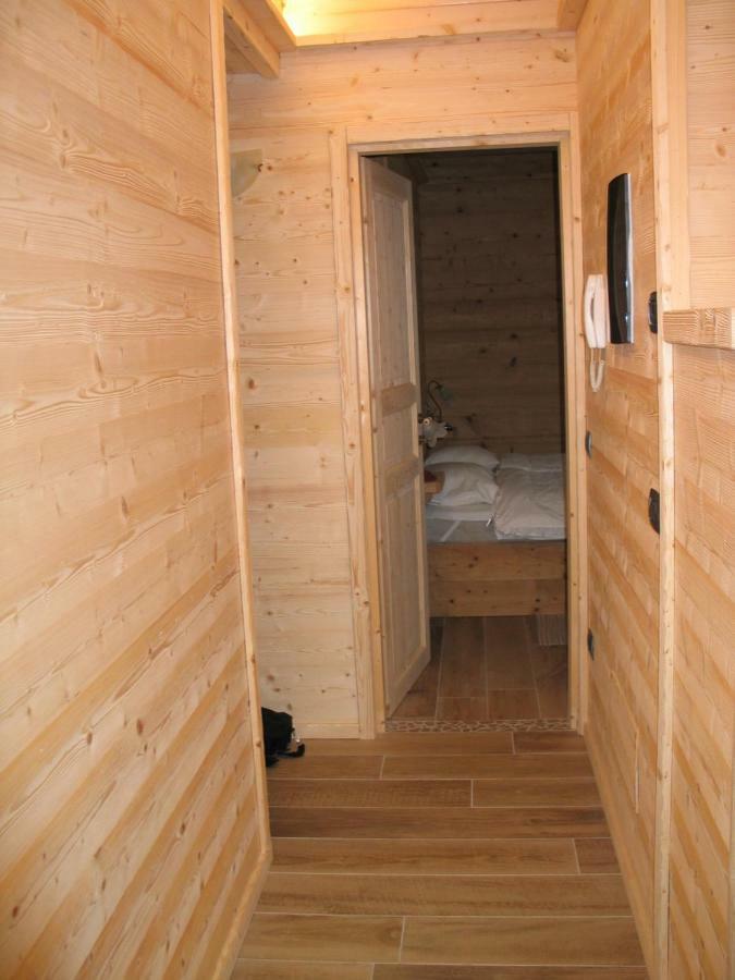 B & B Le Riue Априка Экстерьер фото